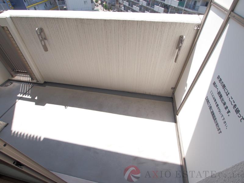 23/30 バルコニー