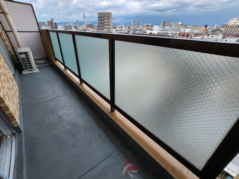 23/30 バルコニー