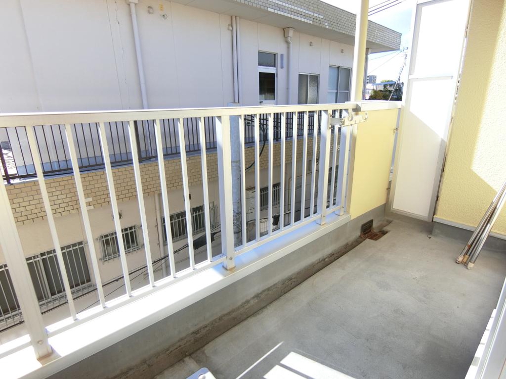 19/30 バルコニー