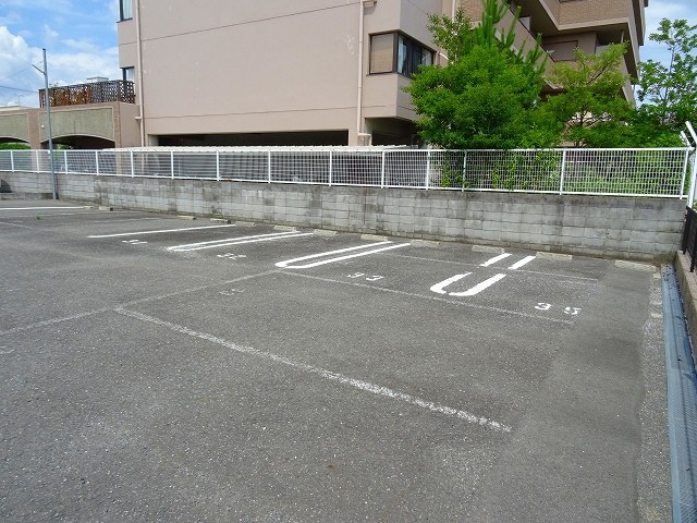 29/30 駐車場