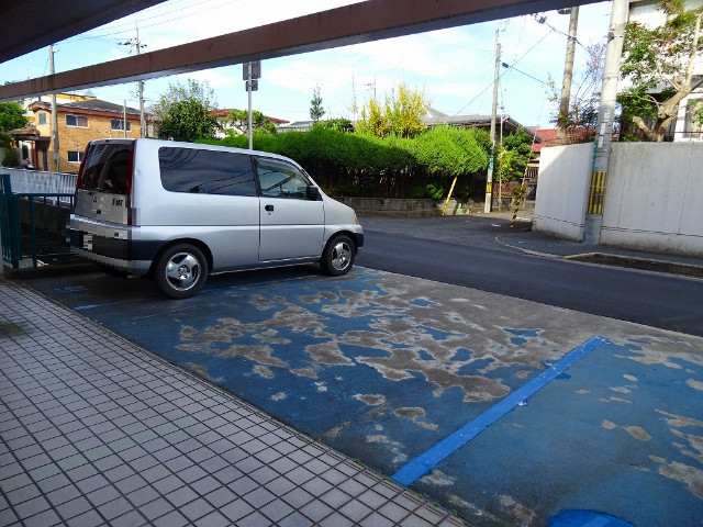 3/4 駐車場
