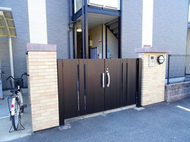 3/5 エントランス