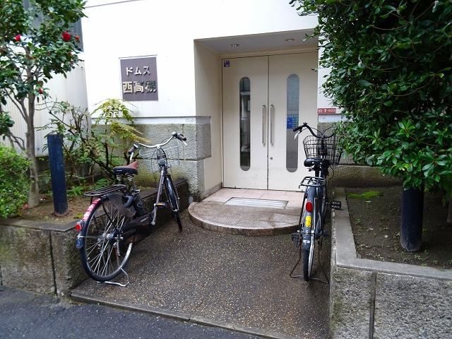 29/30 エントランス