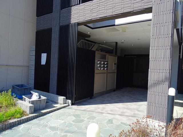 29/30 エントランス