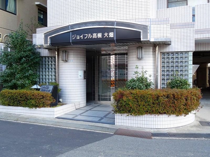 28/30 エントランス