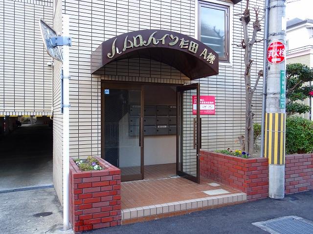 28/30 エントランス