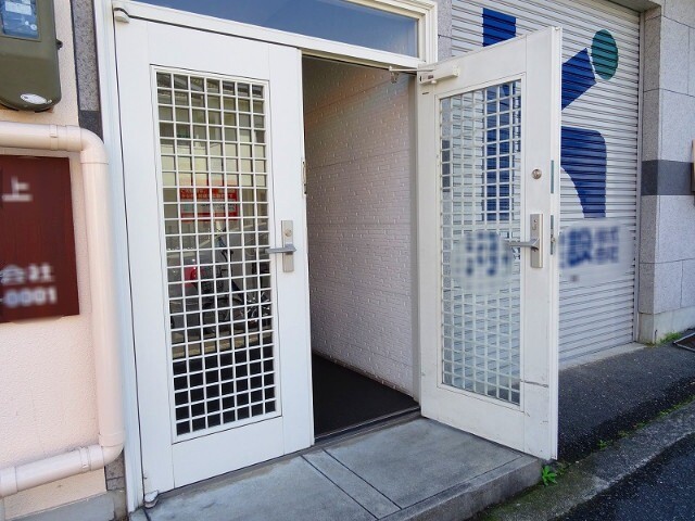 29/30 エントランス