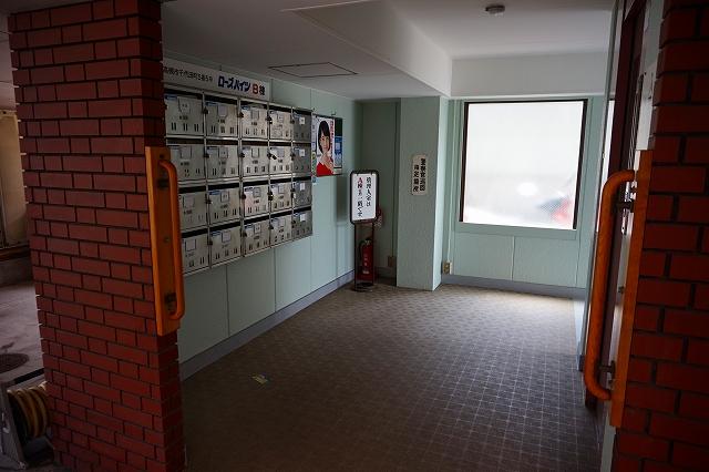 2/4 エントランス