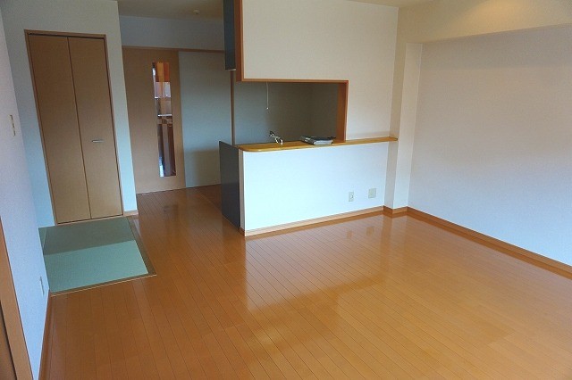 5/30 リビング/ダイニング