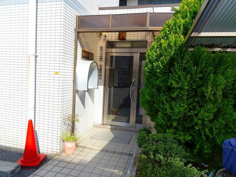 3/4 エントランス