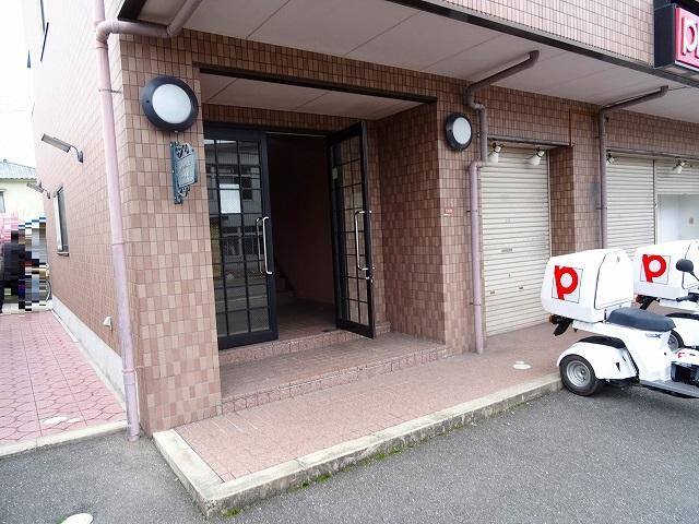 29/30 エントランス