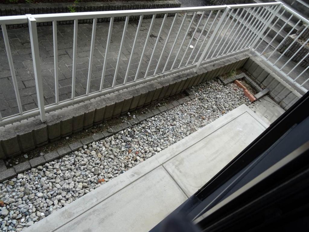 17/30 バルコニー