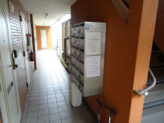 21/28 エントランス