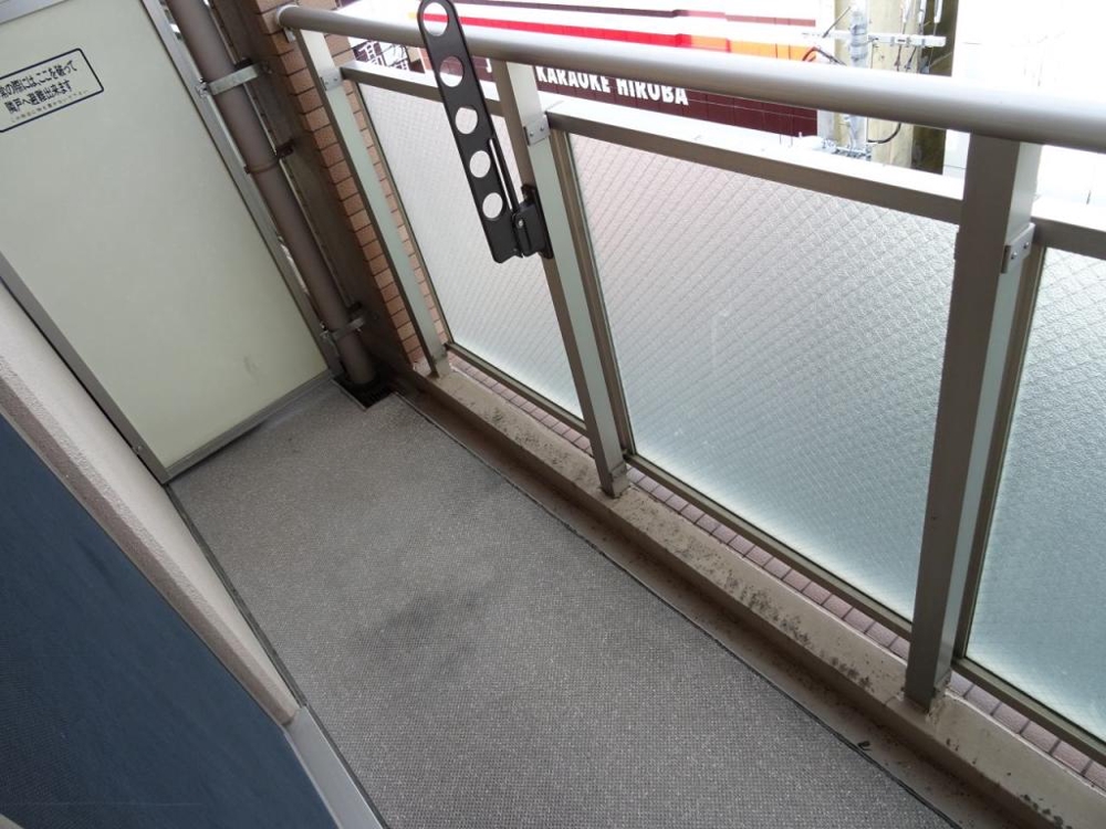 17/30 バルコニー