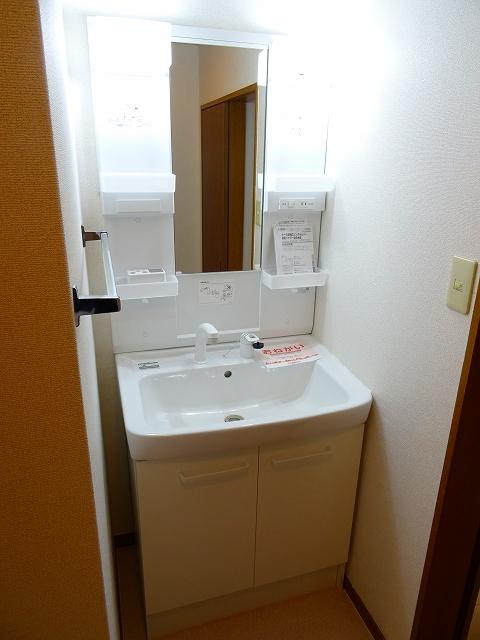 16/30 洗面