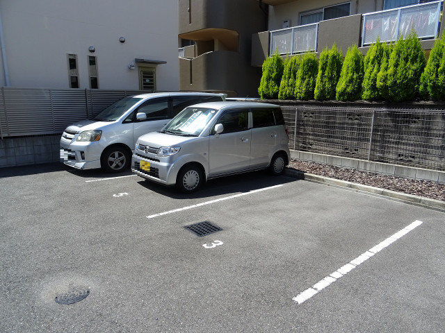 4/5 駐車場