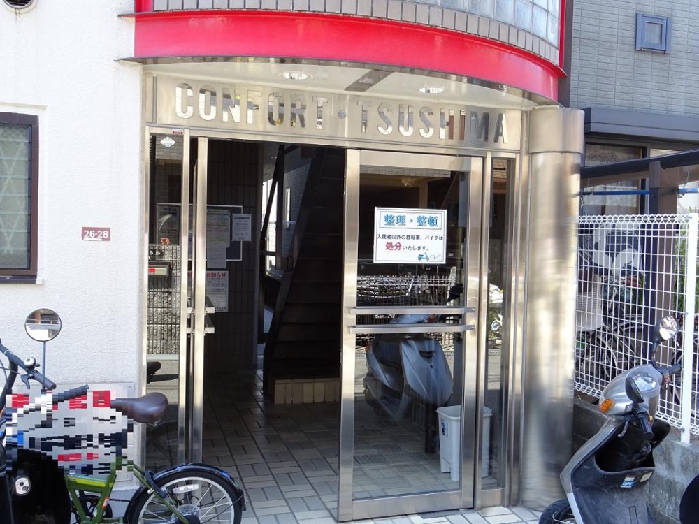 29/30 エントランス