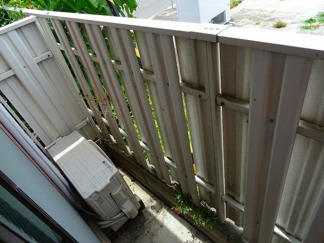 17/28 バルコニー