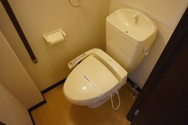 13/30 トイレ