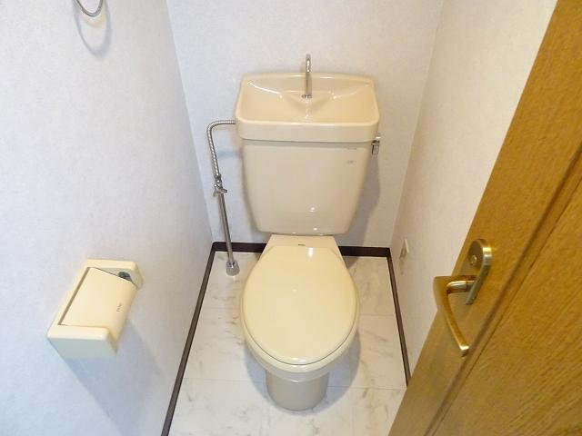 14/30 トイレ