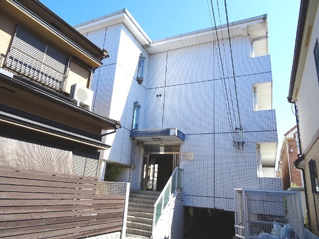 2/30 外観