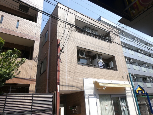 2/8 外観