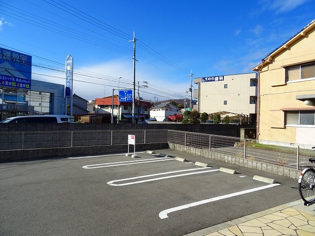 22/29 駐車場