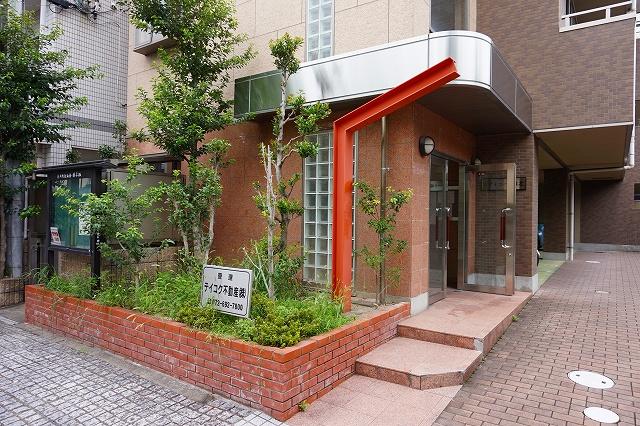 3/4 エントランス