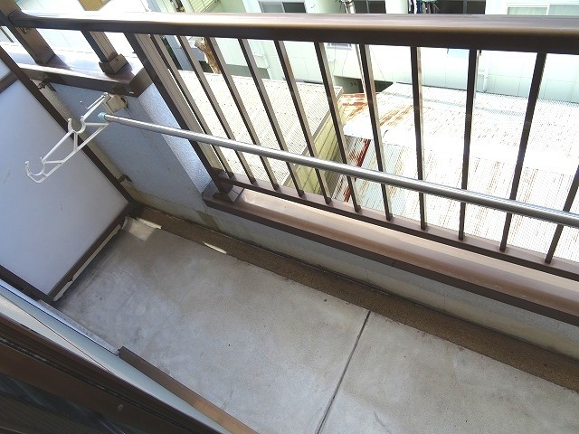 16/28 バルコニー