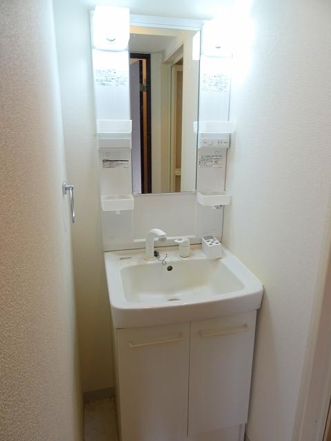 15/30 洗面