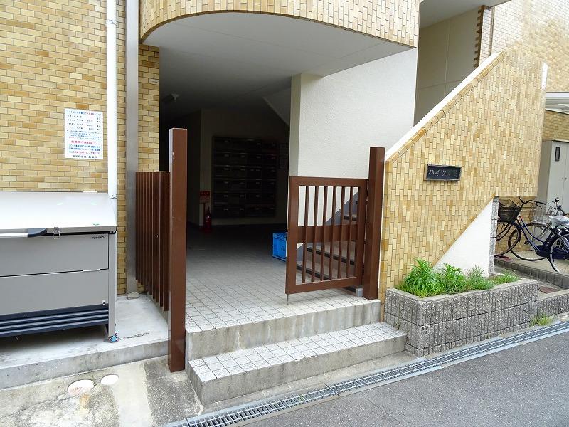 29/30 エントランス