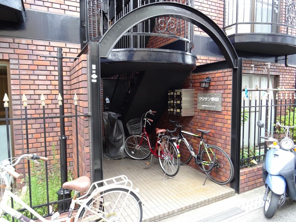 29/30 エントランス