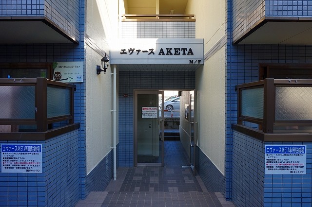 25/30 エントランス