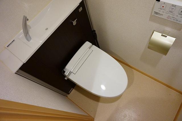 14/30 トイレ