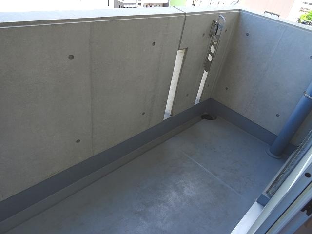 17/30 バルコニー