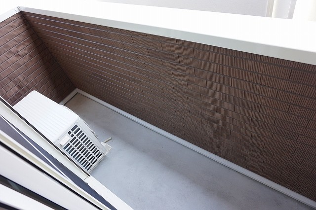 18/30 バルコニー