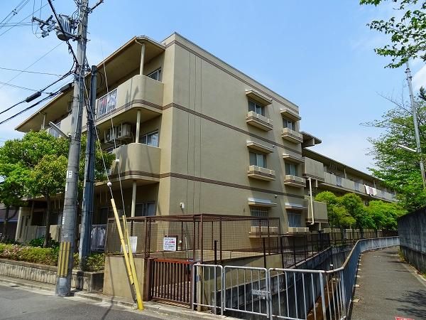 2/30 外観