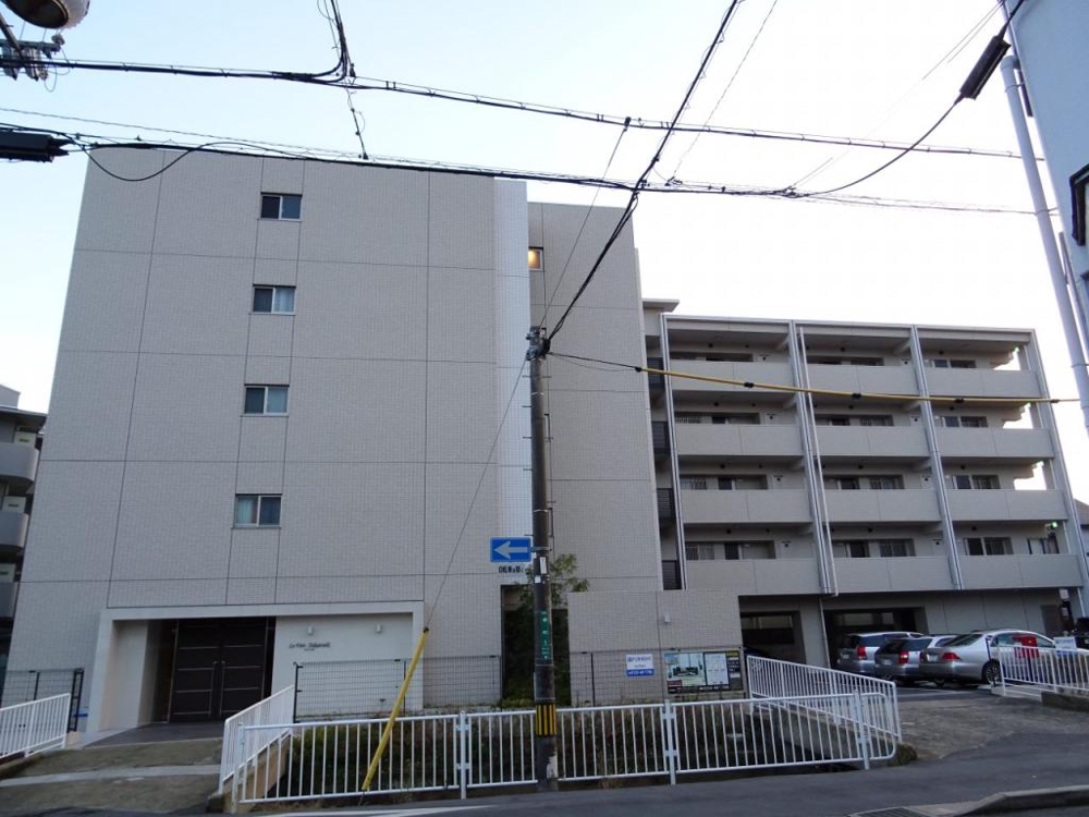 2/5 外観