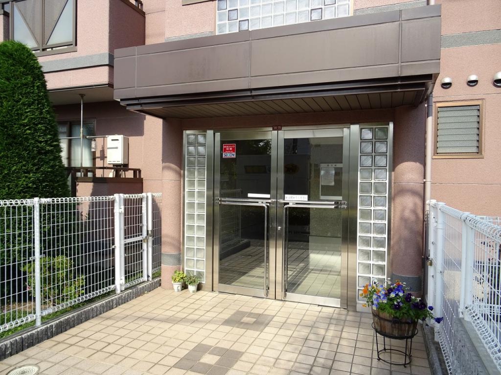 29/30 エントランス