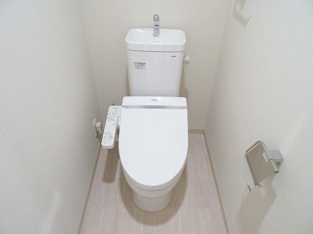 16/30 トイレ