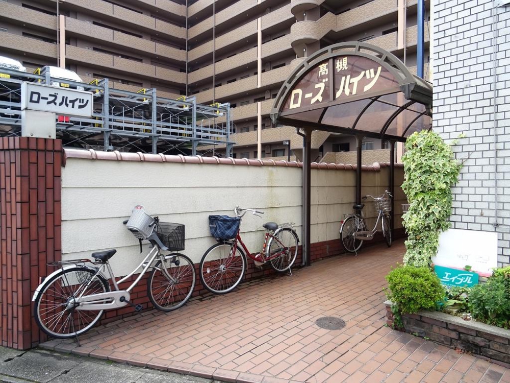 3/4 エントランス