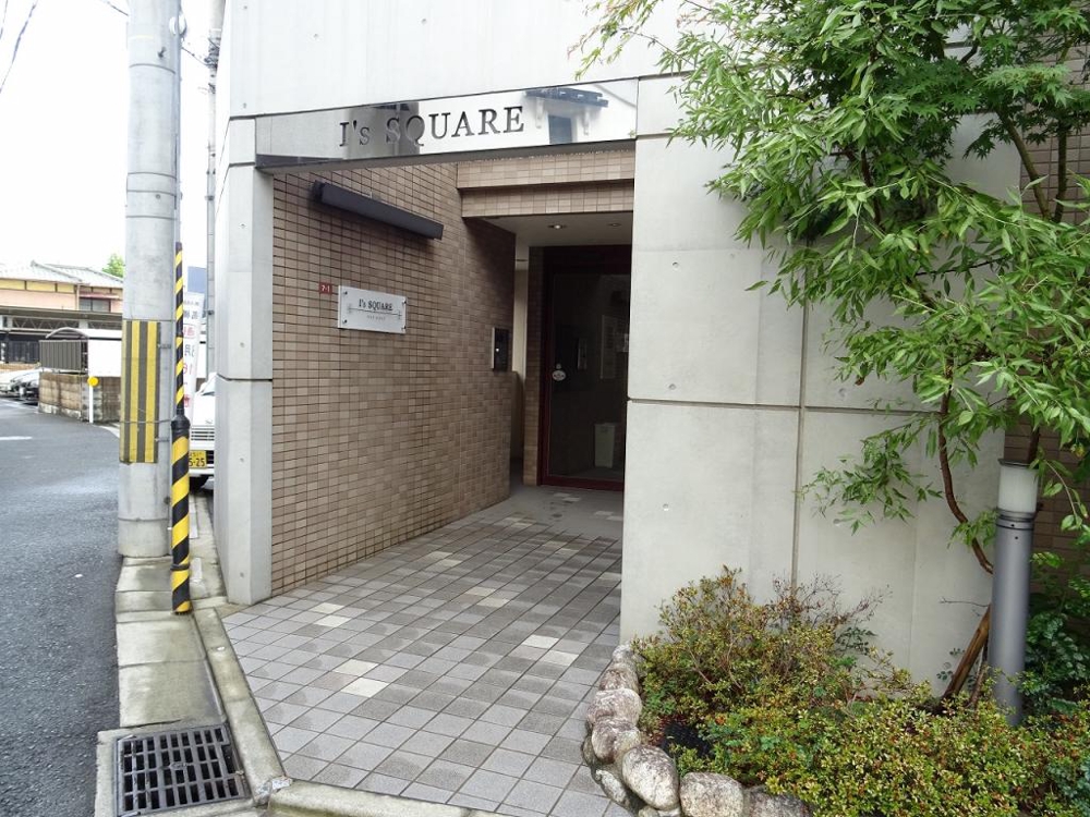 29/30 エントランス