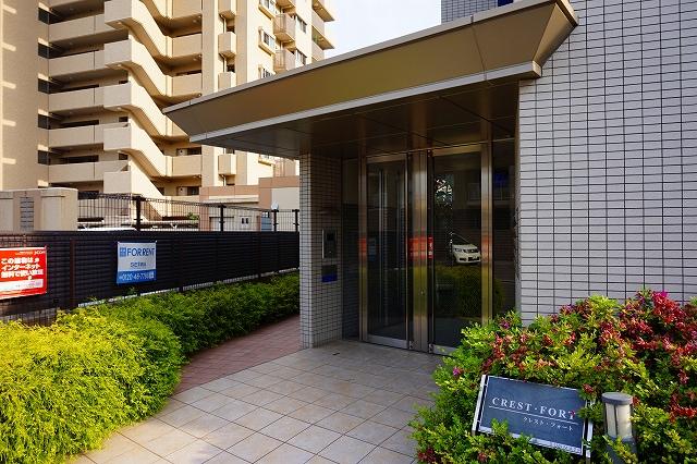 28/30 エントランス