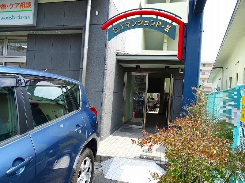 3/4 エントランス