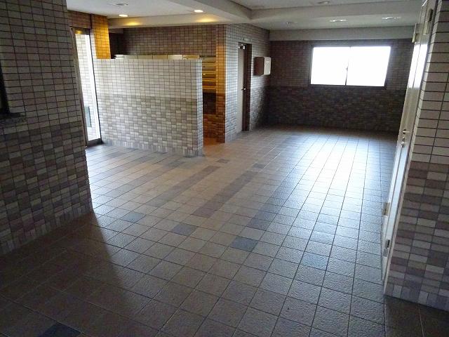 3/4 エントランス