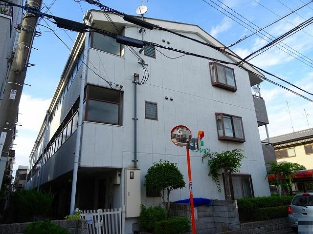 2/7 駐車場