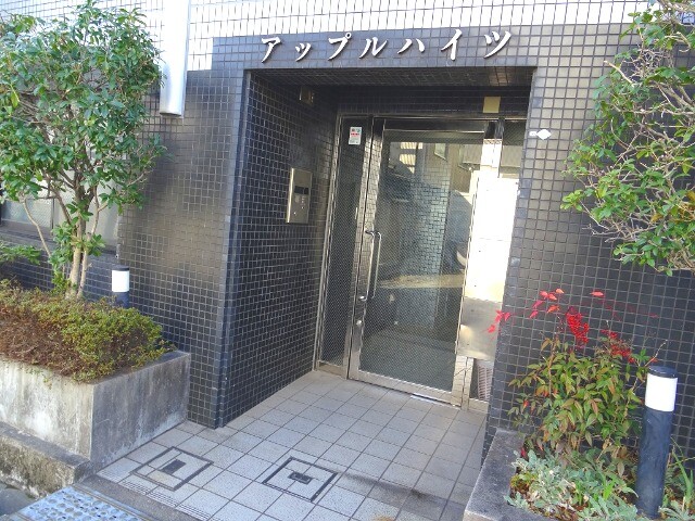 29/30 エントランス