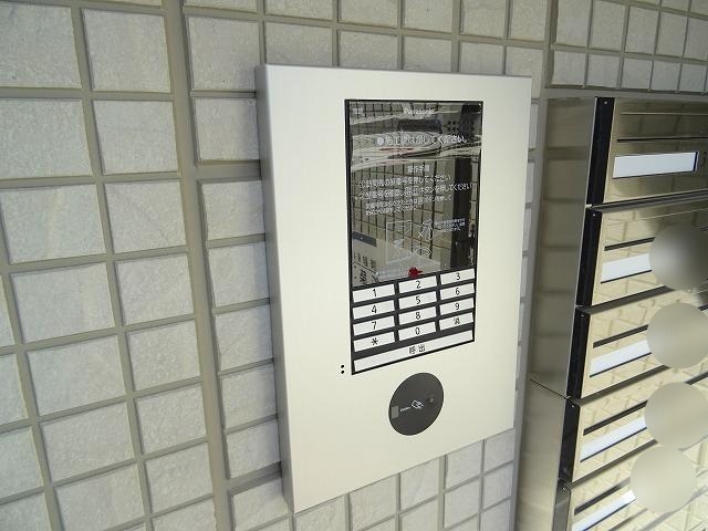 3/4 エントランス