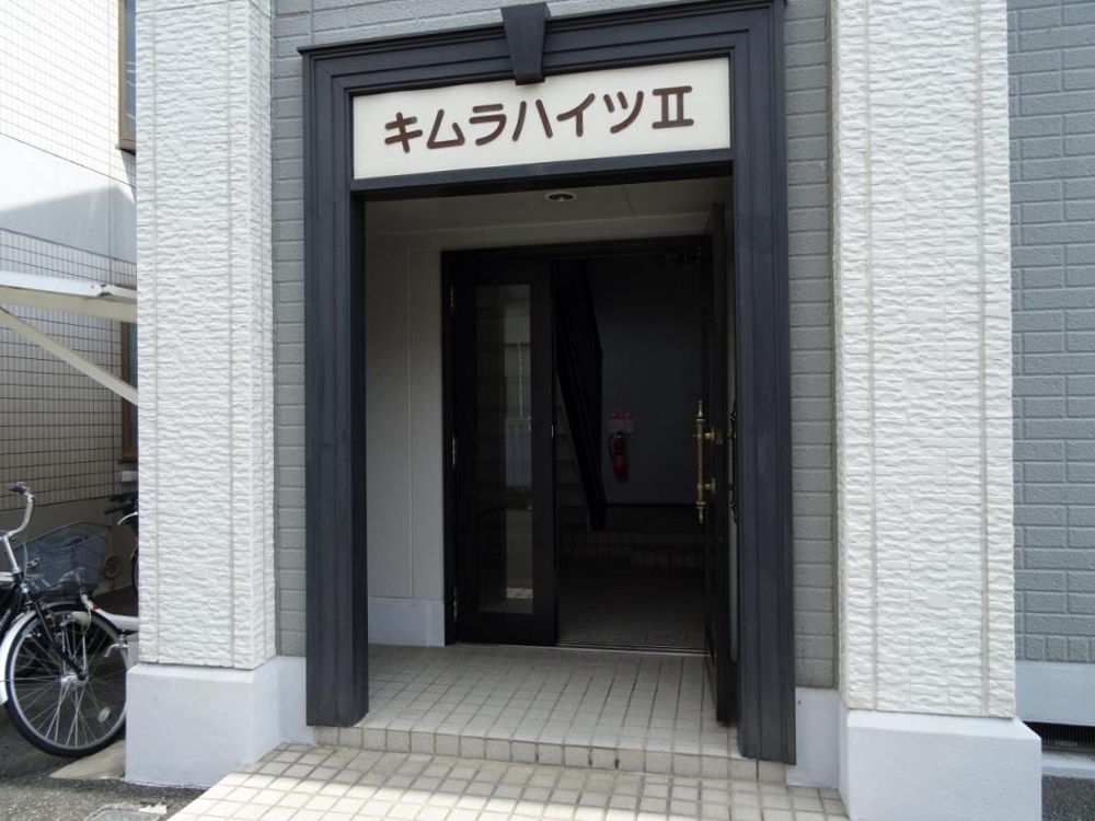 29/30 エントランス