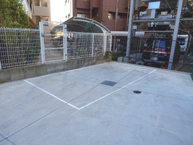 29/30 駐車場